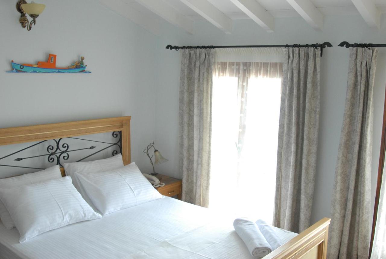 Aliye Hanim Hotel Ayvalı Pokój zdjęcie
