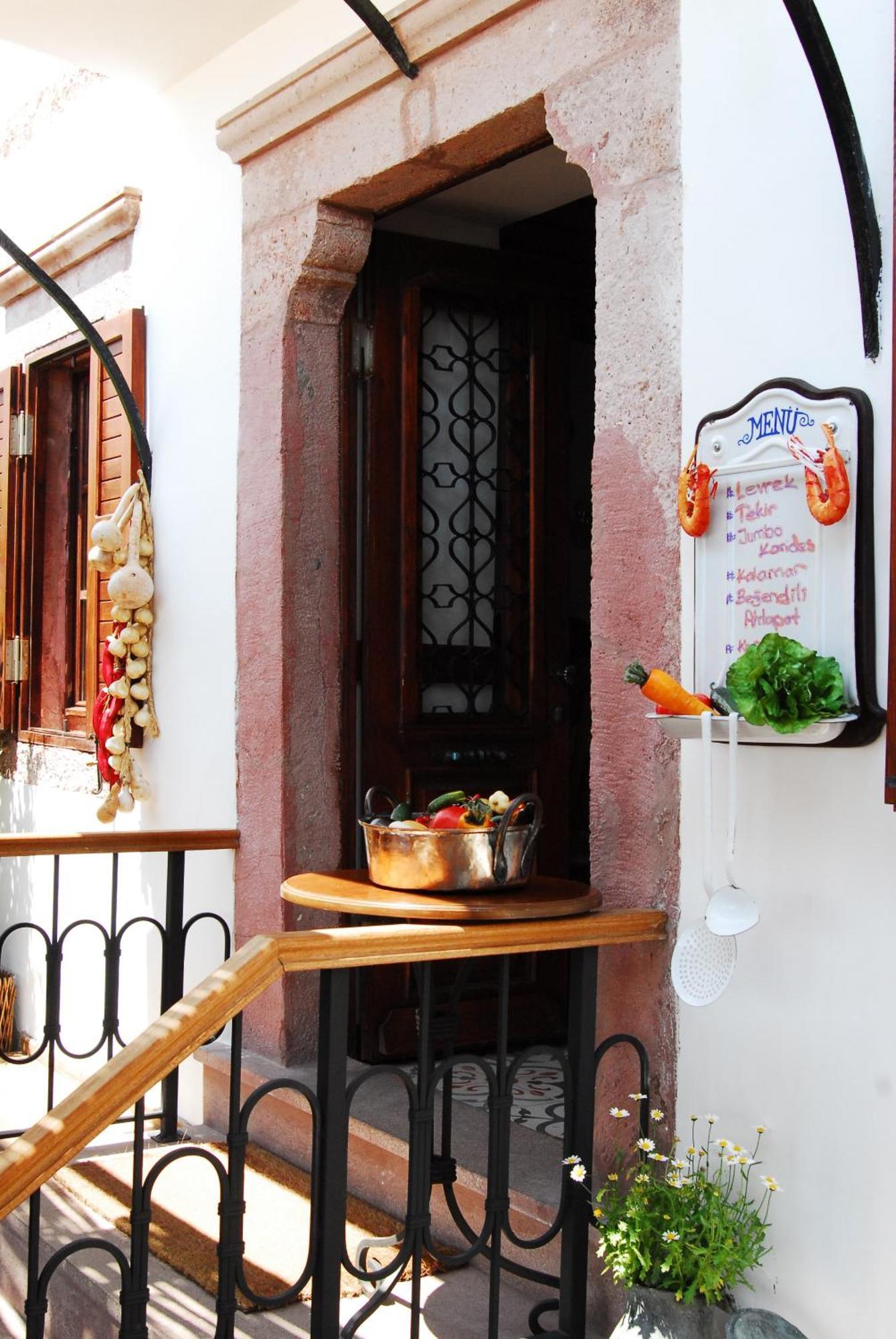 Aliye Hanim Hotel Ayvalı Zewnętrze zdjęcie